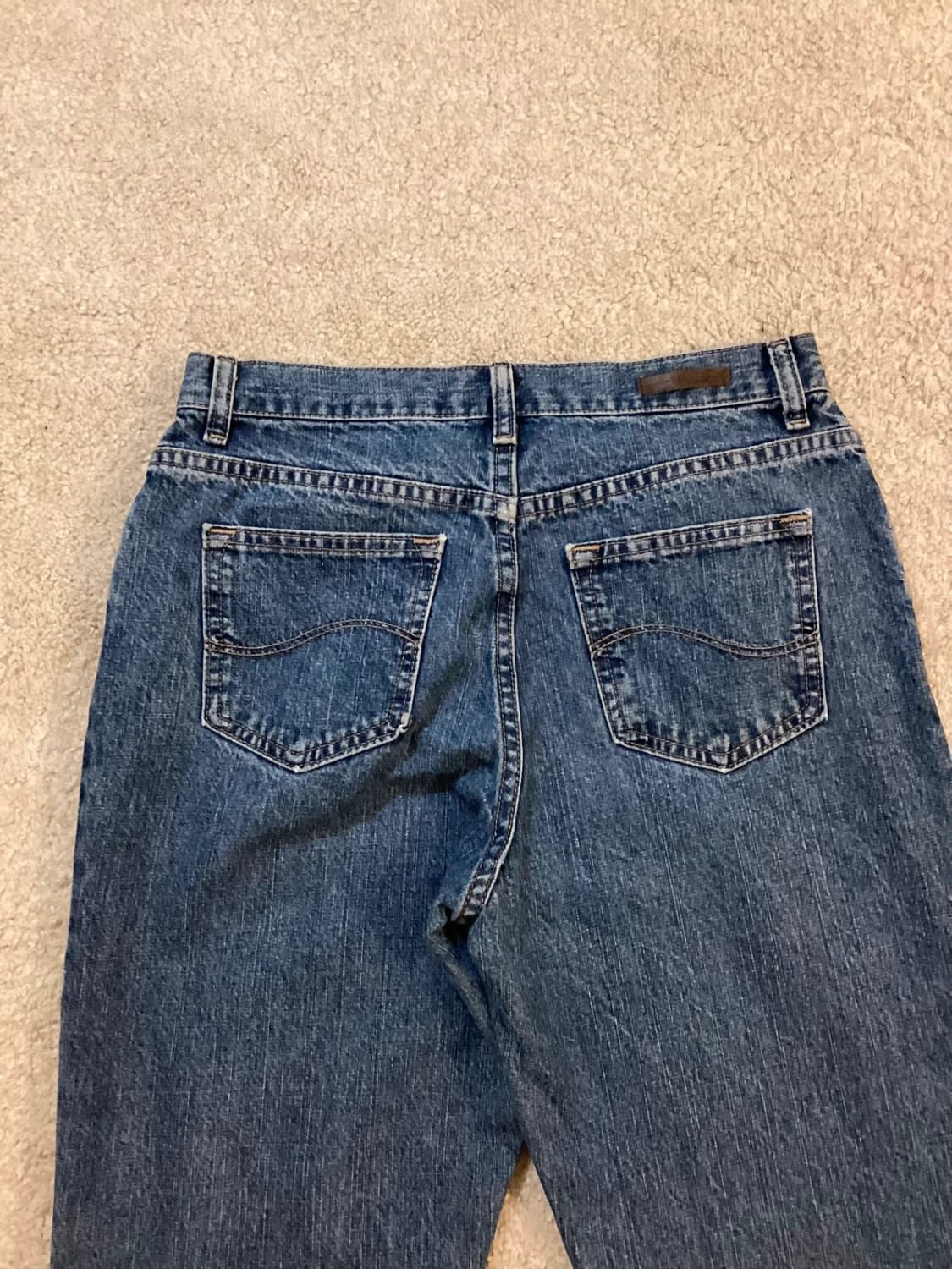 Jeans Lee W27 en Très Bon État 👖