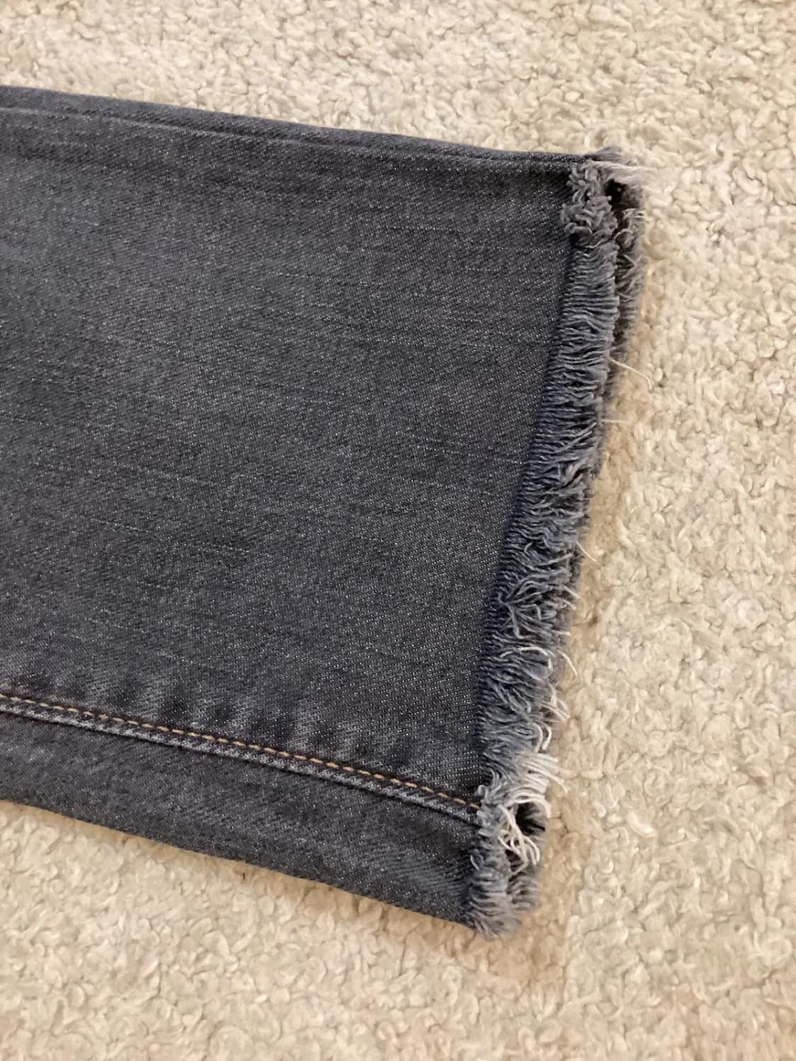 Jeans Levi’s W28L88 cm en Très Bon État 🌿
