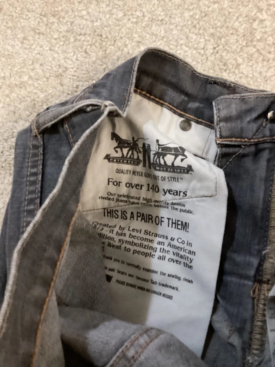 Jeans Levi’s W28L88 cm en Très Bon État 🌿