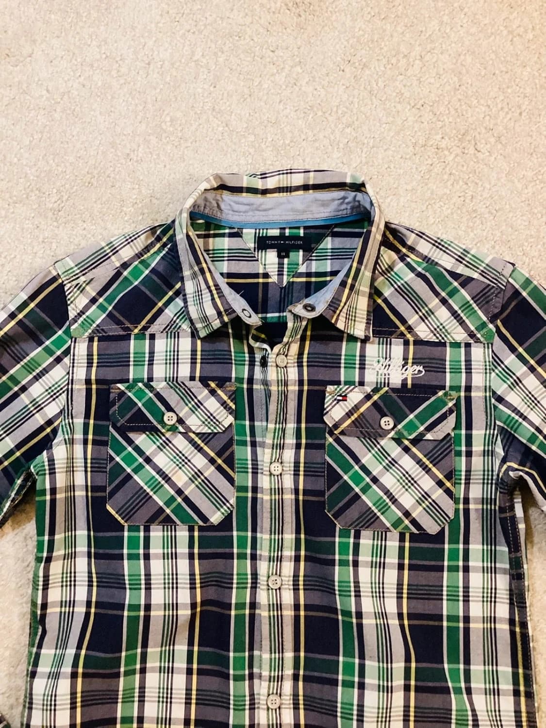 Camisa Tommy Hilfiger 14 en Muy Buen Estado 💚