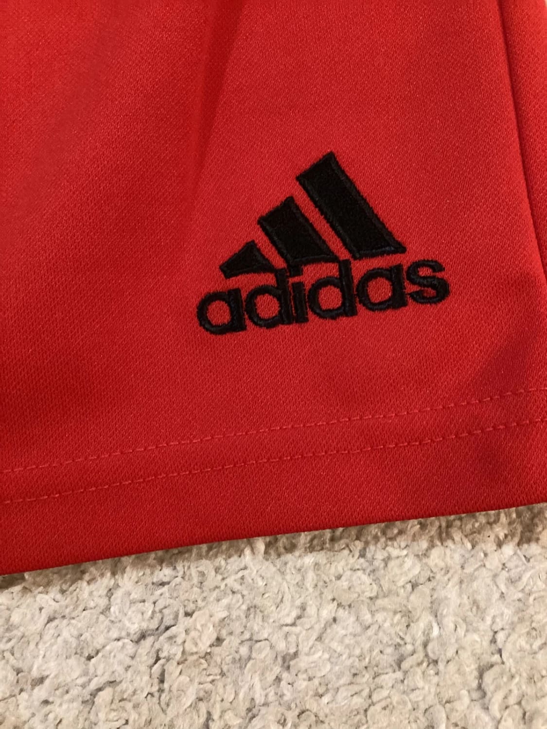 Short Adidas - 14A - Très Bon État Fille
