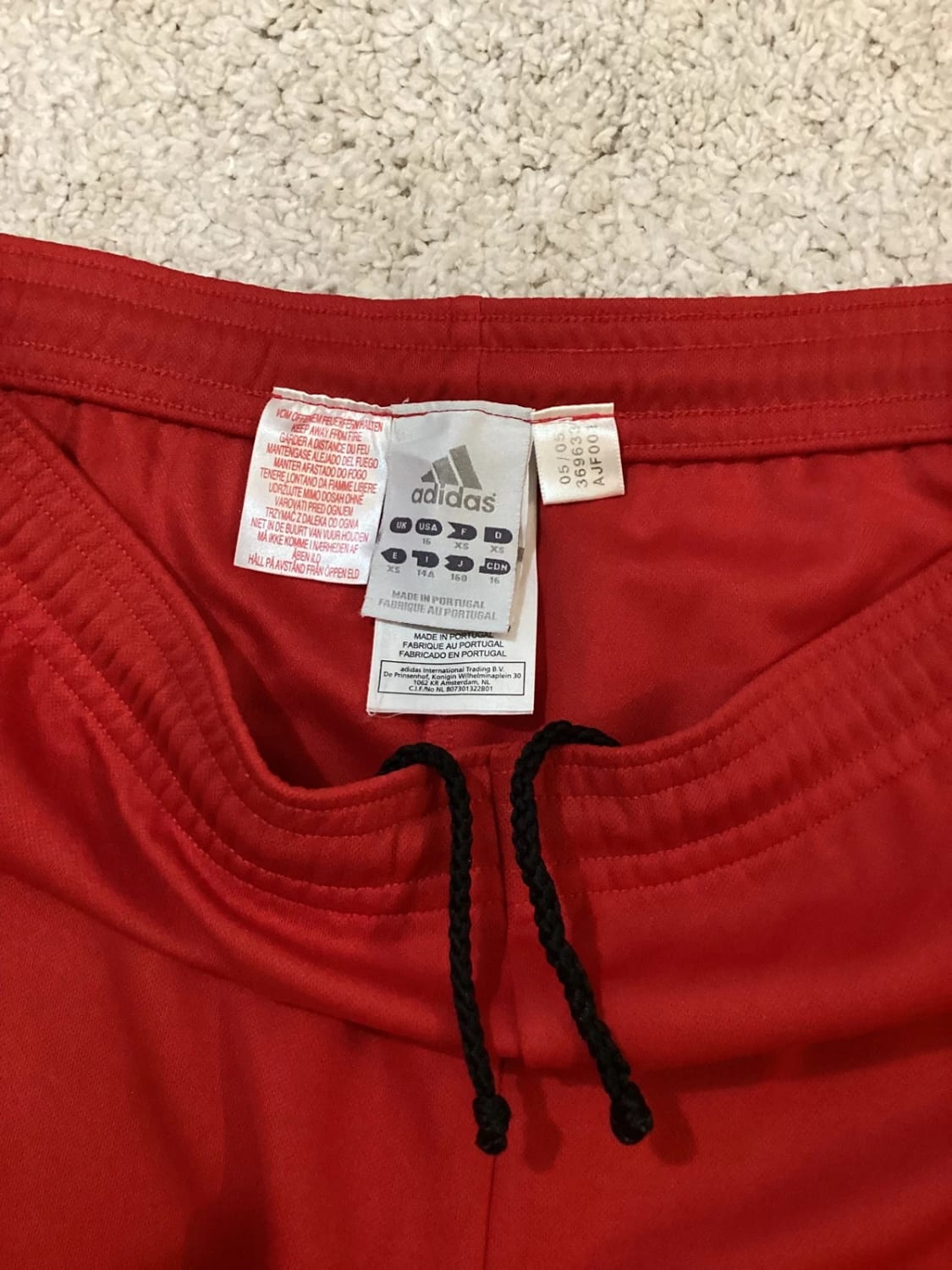 Short Adidas - 14A - Très Bon État Fille