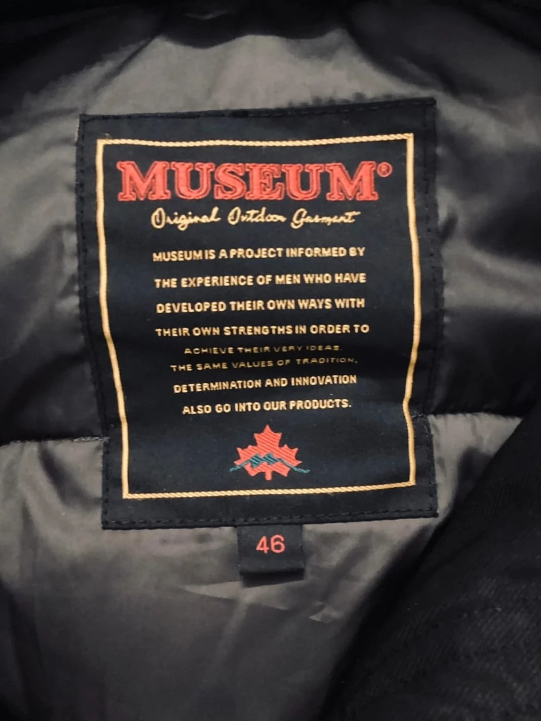 Doudoune Museum XS en très bon état homme noir 🖤
