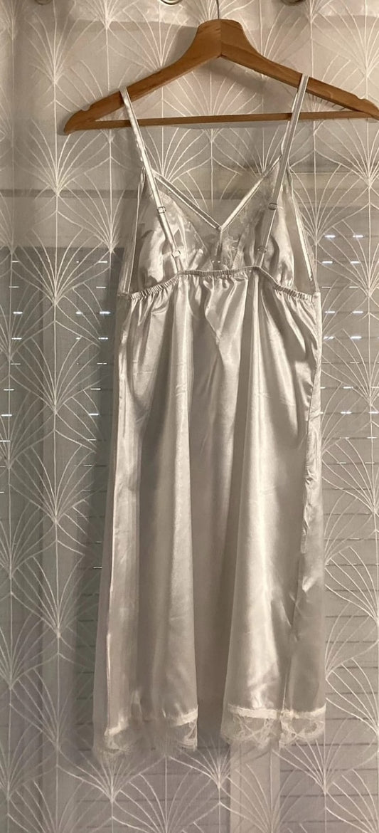 Robe de Nuit Blanche - Taille S