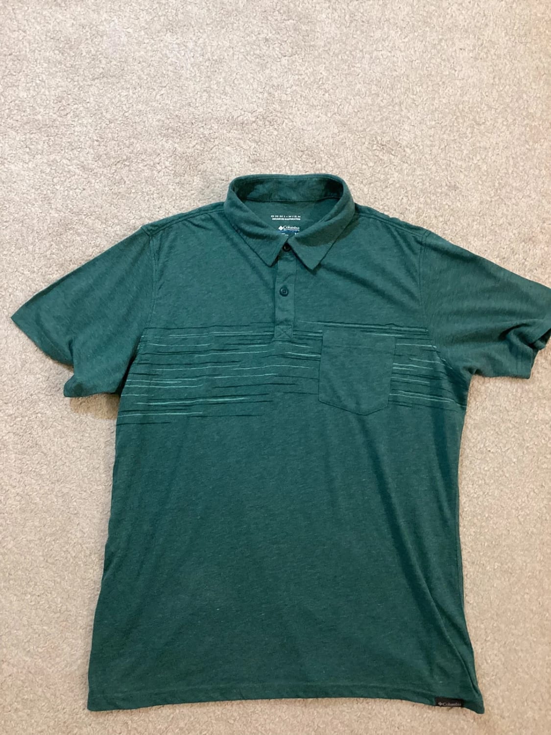 🍀 Polo Columbia - Femme M
