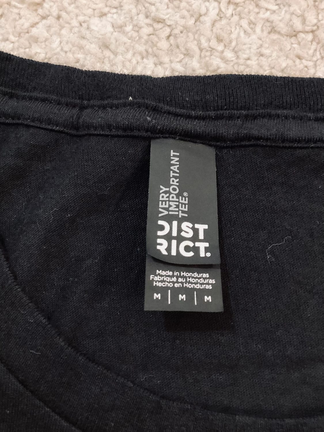 T-shirt District M - Très Bon État
