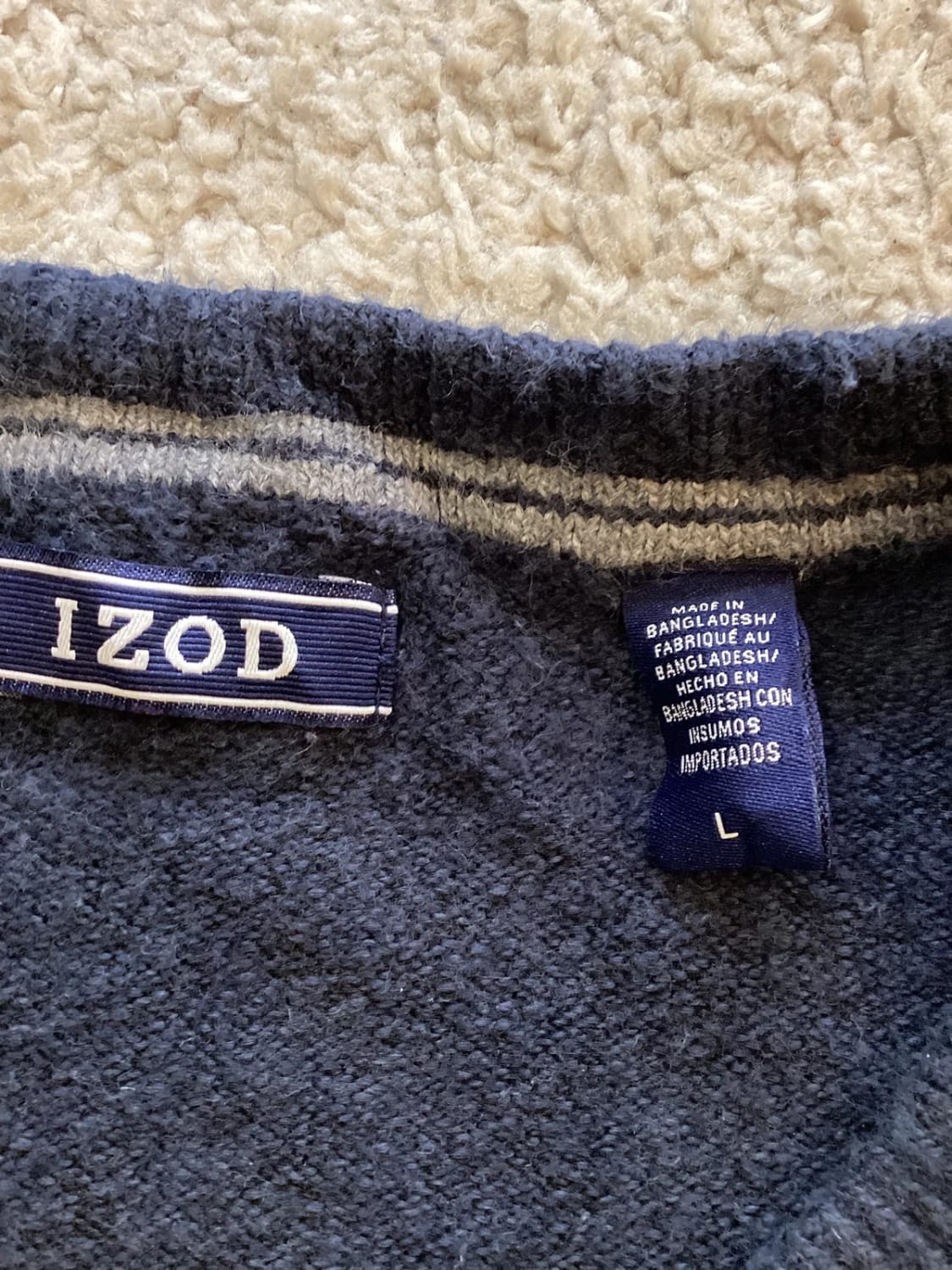 Pull Izod L - Très Bon État 🌊👕