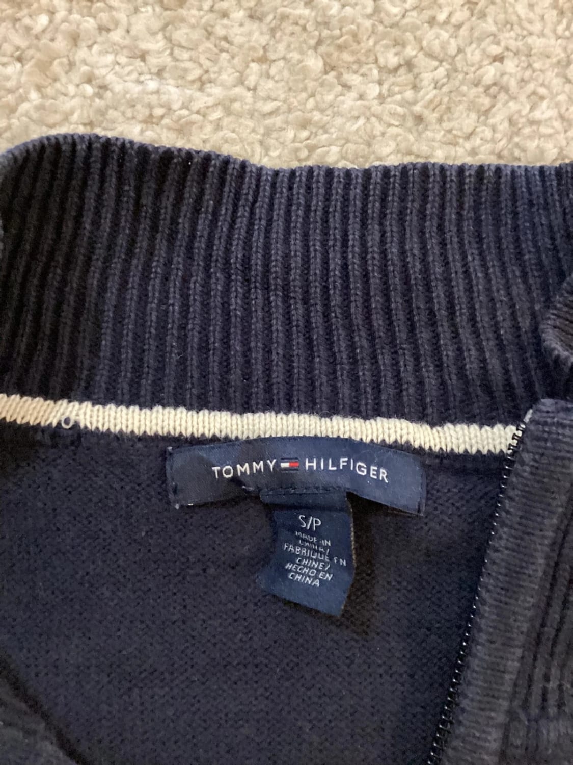 Sweat Tommy Hilfiger S/P - Très Bon État