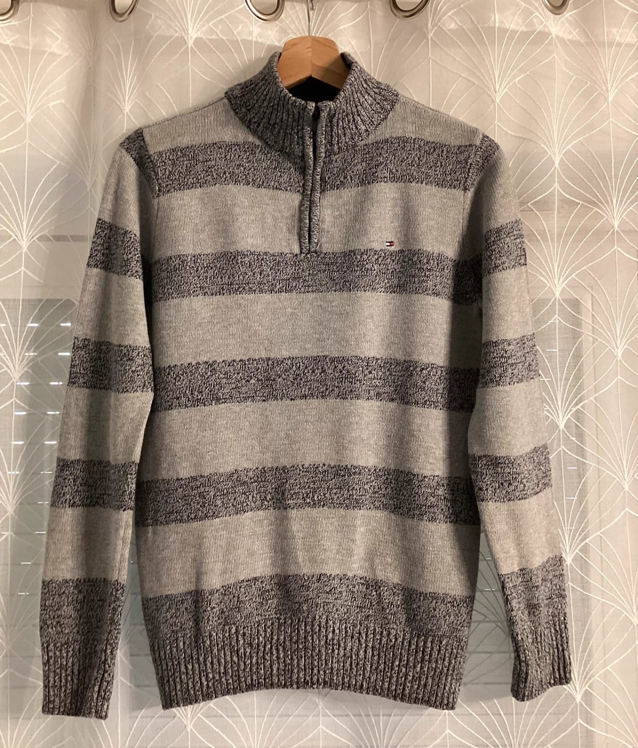 Sweat Tommy Hilfiger M - Très Bon État