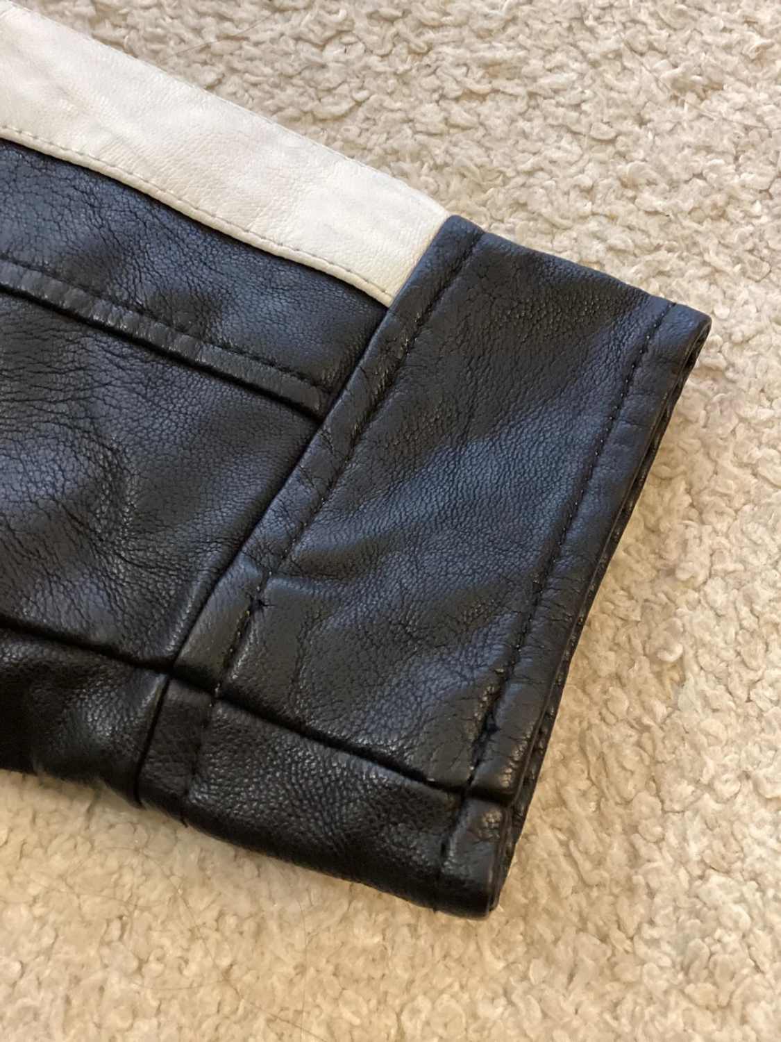 Veste Contrastée - Noir & Blanc - Taille S - Polyuréthane/Coton