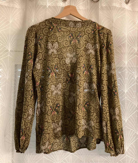 Blouse à motifs papillons et spirales, vêtement d'occasion élégant