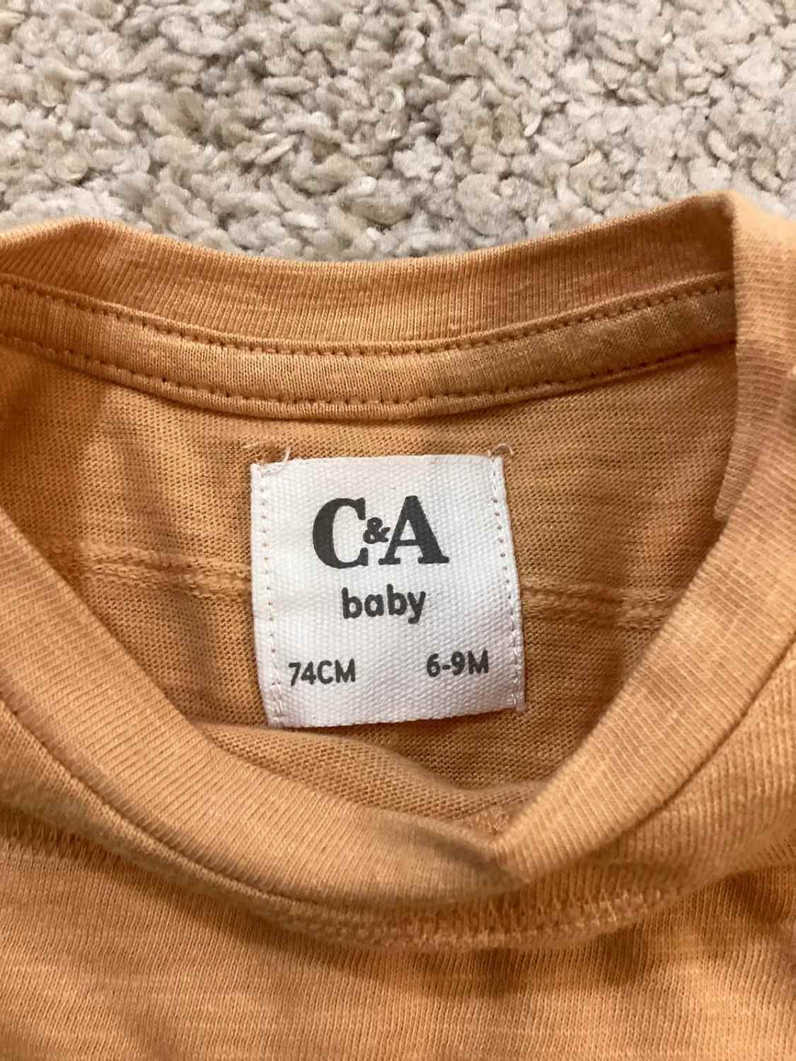 T-shirt C&A Baby - Abricot - 6-9 Mois - NEUF avec étiquette - Garçon