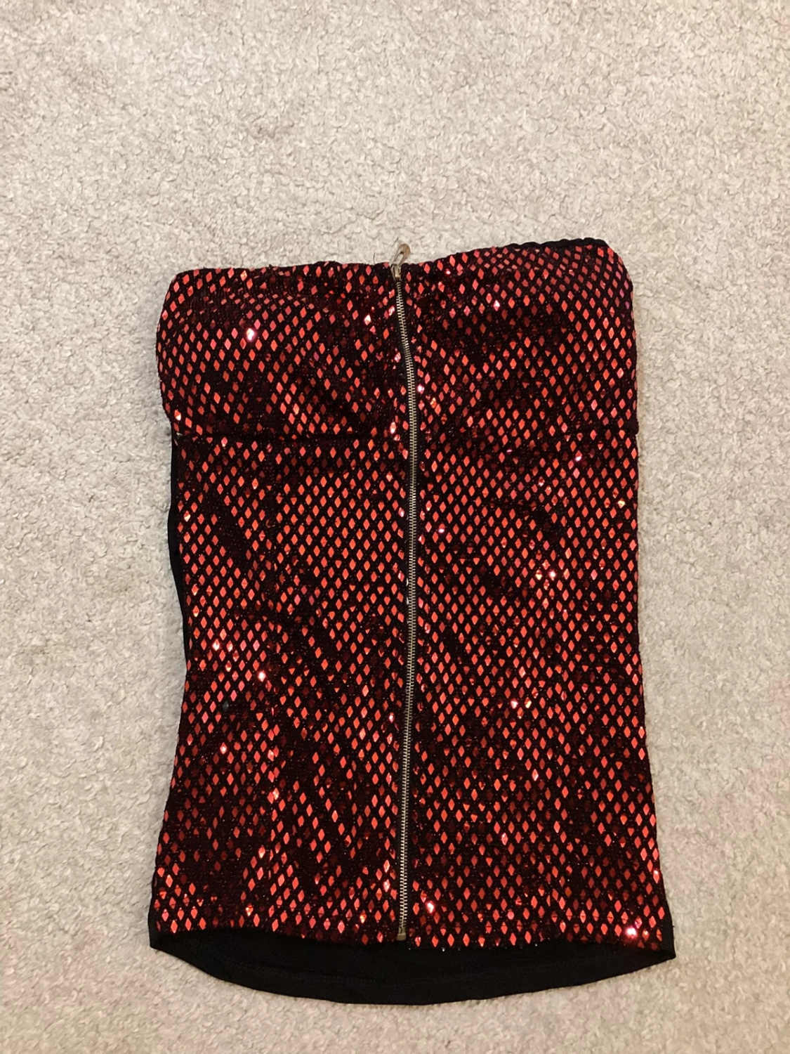 🖤🔴 Top Épaule Dénudée - Noir/Rouge - Taille S - Polyester/Elastane