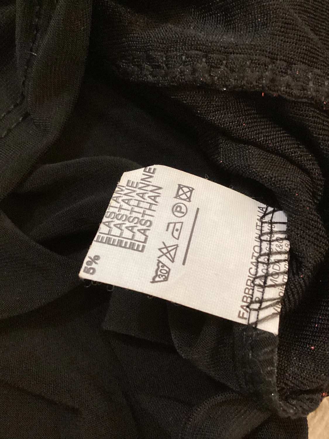 🖤🔴 Top Épaule Dénudée - Noir/Rouge - Taille S - Polyester/Elastane