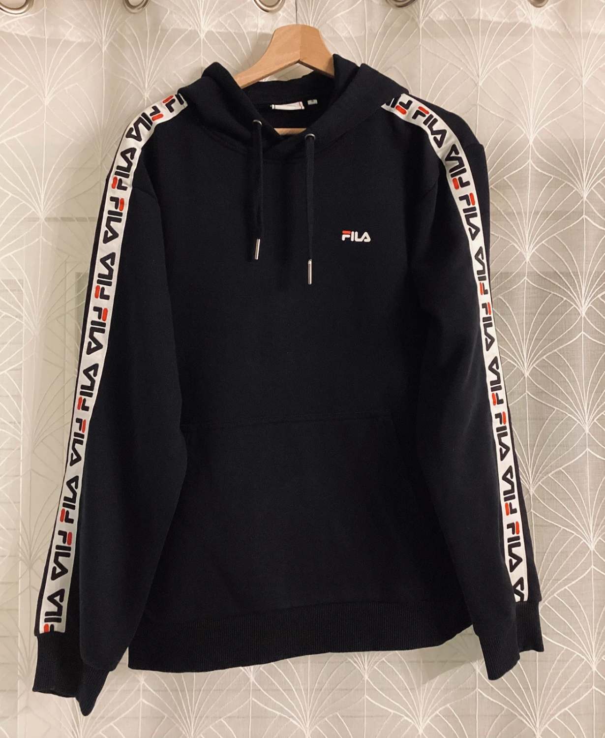 🖤 Pull à Capuche Fila - Noir - Taille S