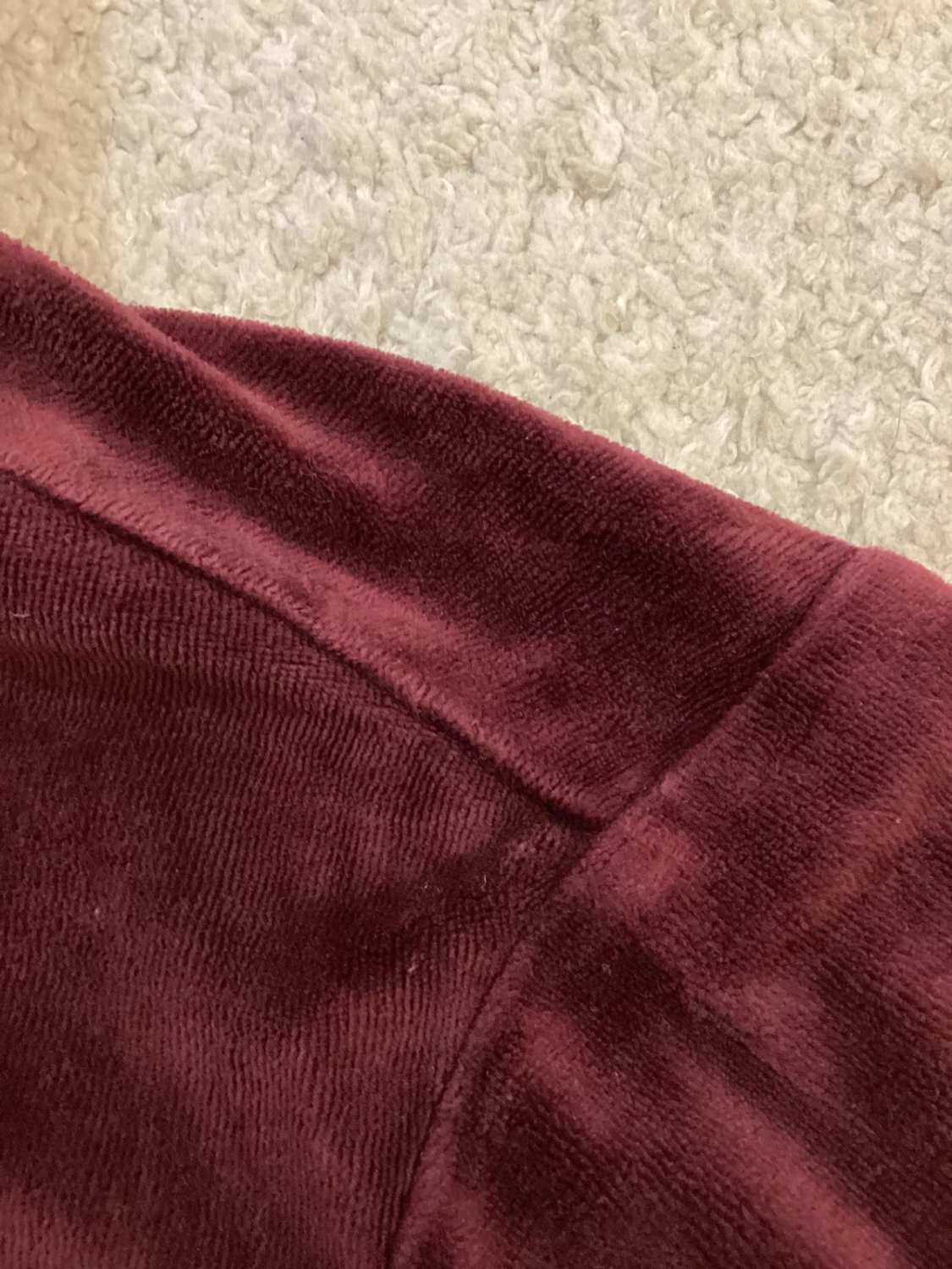 🔥 Pull à capuche Puma Bordeaux - Taille XS/TP - État parfait