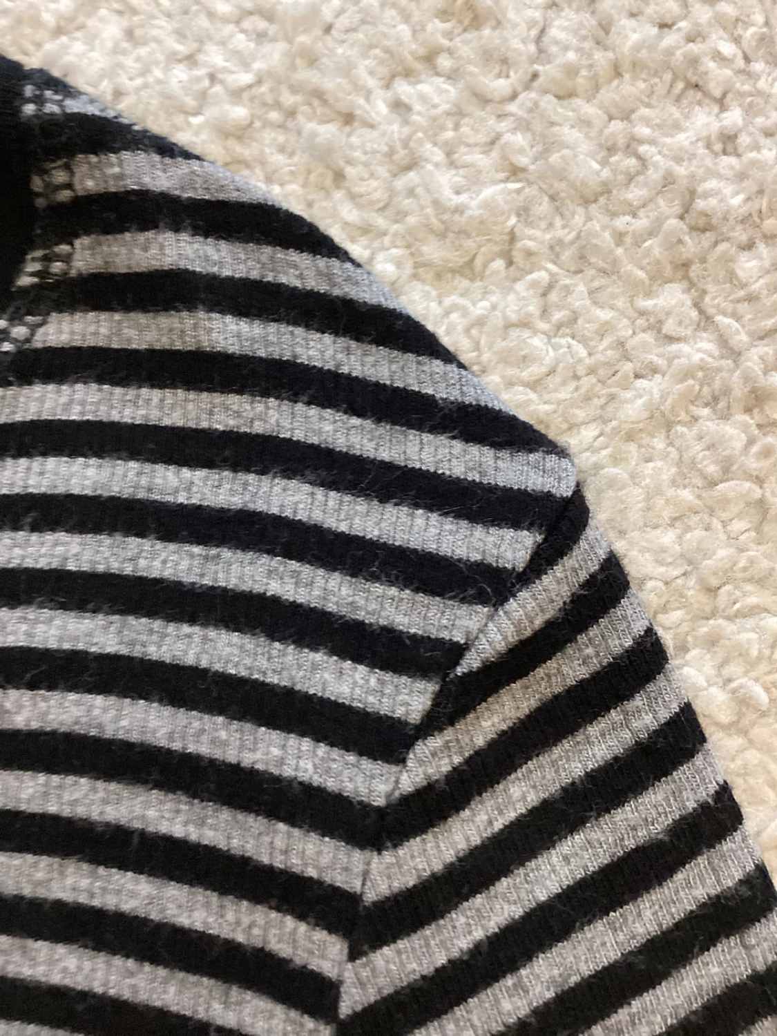 🖤⚪ Pull Liu Jo Col V à Rayures - Noir & Gris - Taille IT40
