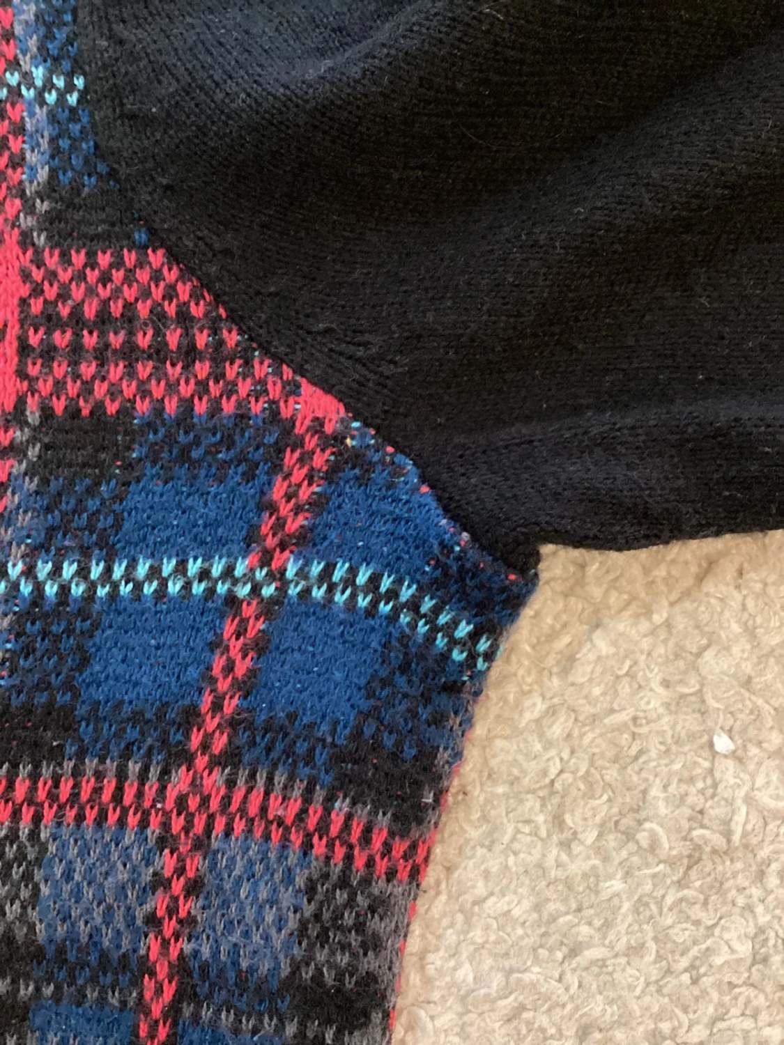 Sweat à Carreaux Tommy Hilfiger - Noir/Kaki/Bleu/Rouge - Taille M