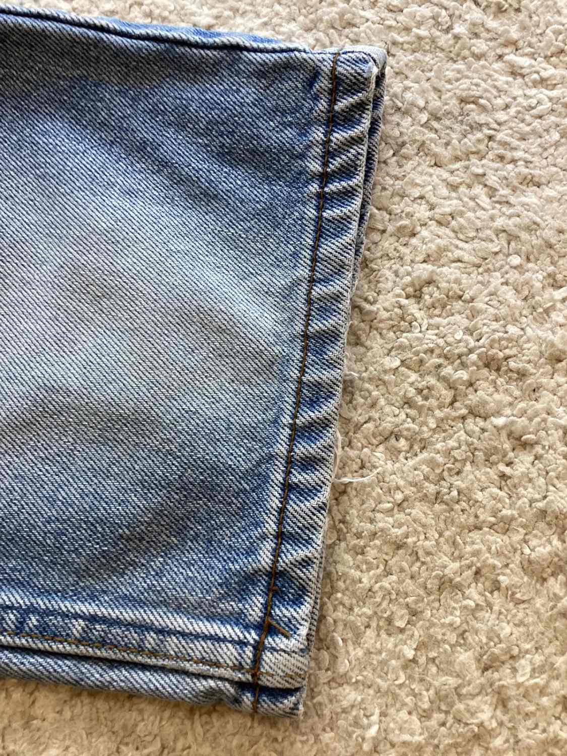 🔵 Jeans Levi's 501 Original - Bleu Clair Délavé - Taille W30