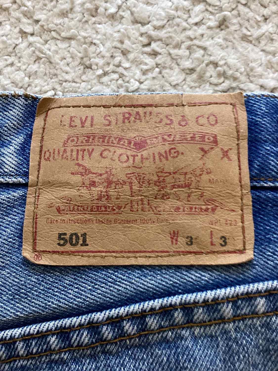 🔵 Jeans Levi's 501 Original - Bleu Clair Délavé - Taille W30