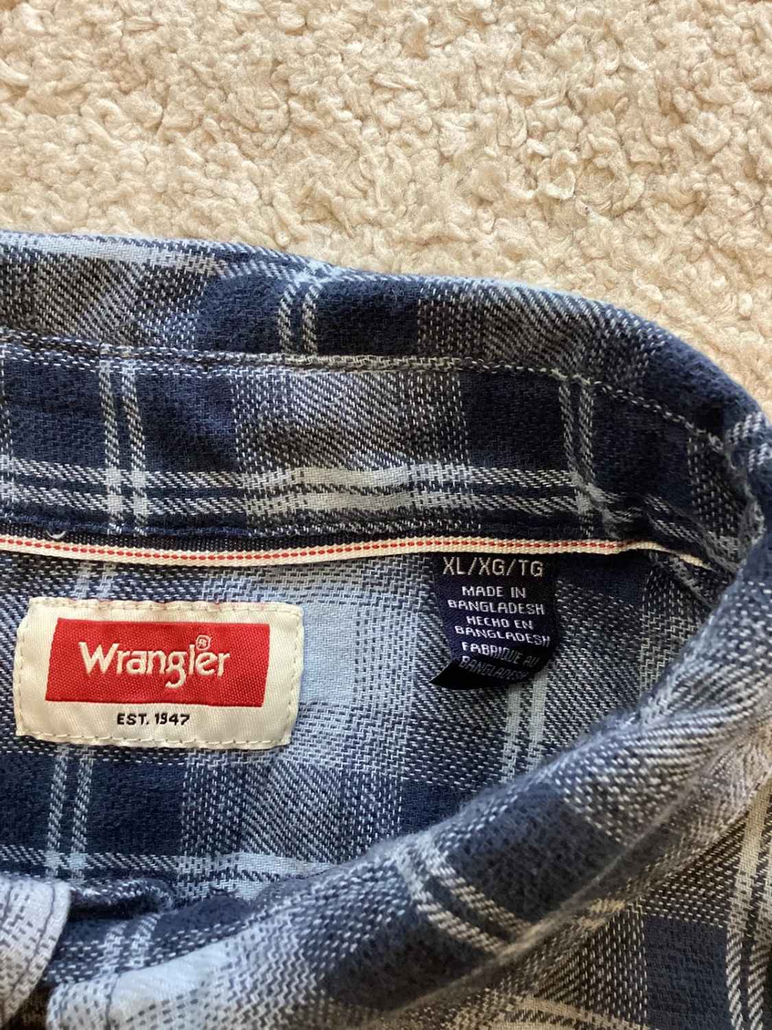 🌊 Chemise Wrangler Flannel - Carreaux Marine & Bleu Clair - Taille XL/TG