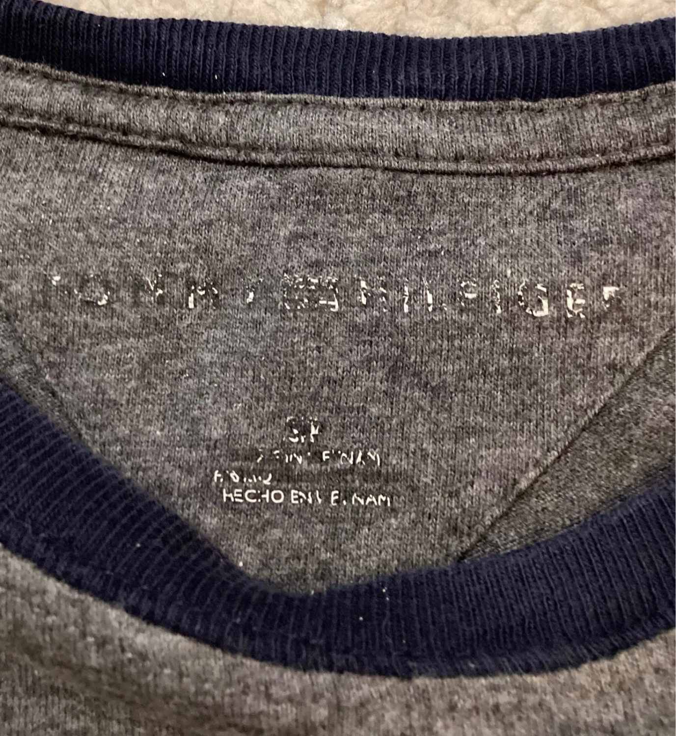 🐘 T-shirt Tommy Hilfiger Homme - Gris - Taille S/P