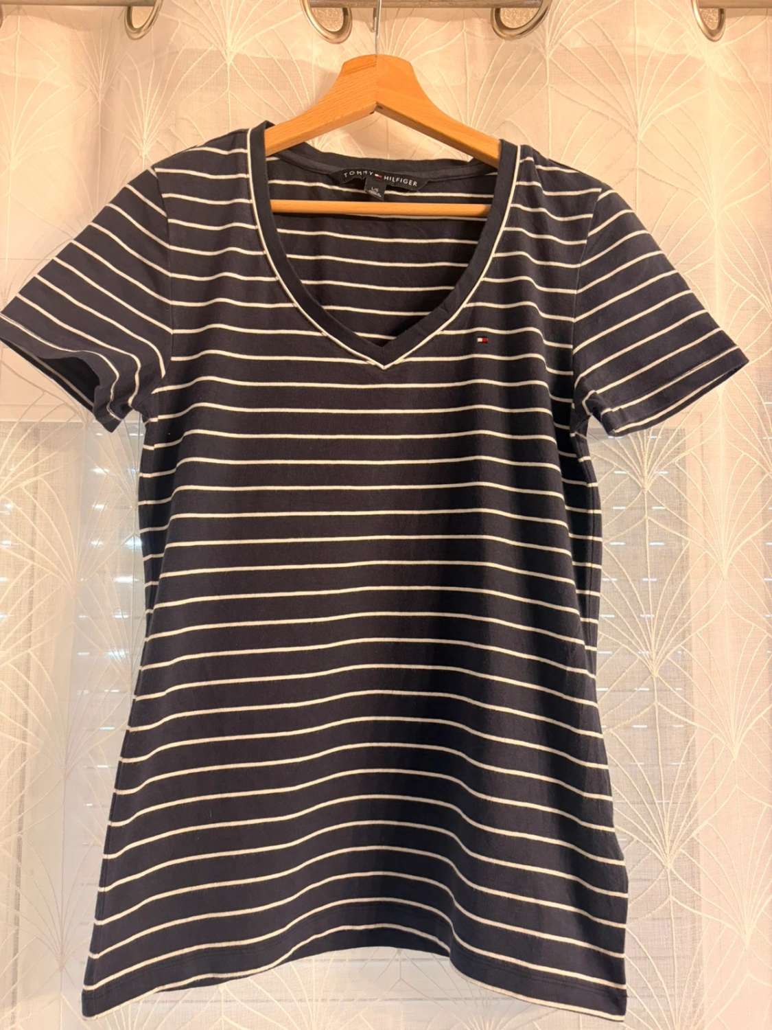 T-shirt Tommy Hilfiger Femme Col V - Rayures Marine & Blanc - Taille L/G