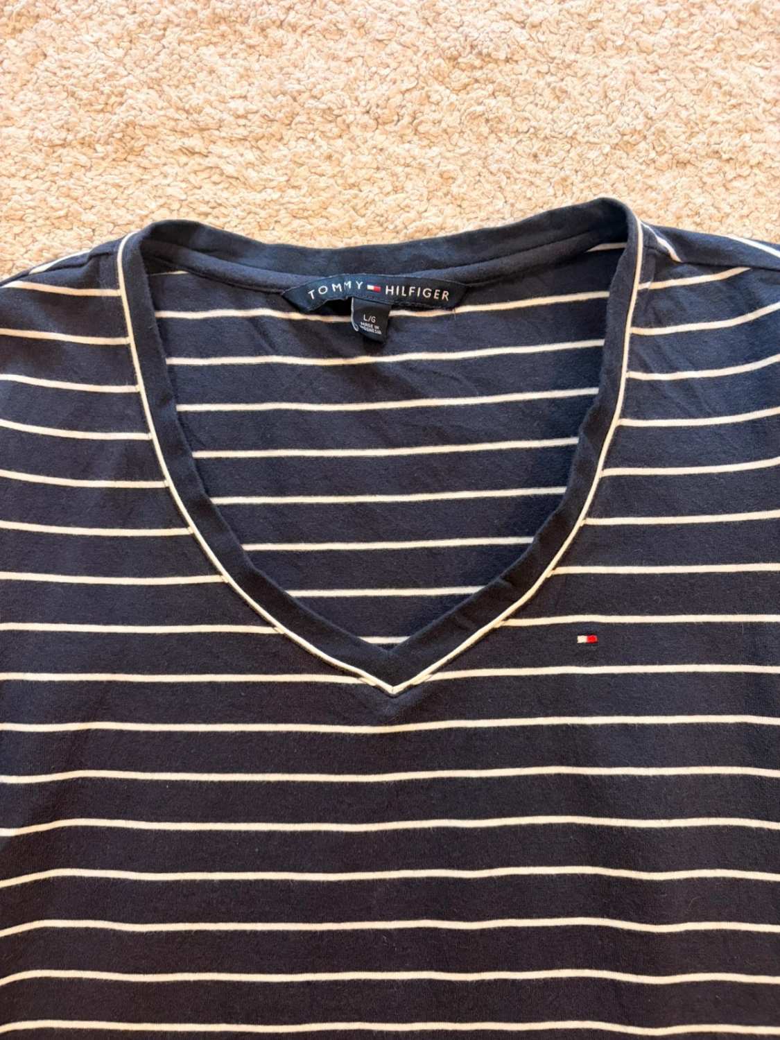 T-shirt Tommy Hilfiger Femme Col V - Rayures Marine & Blanc - Taille L/G