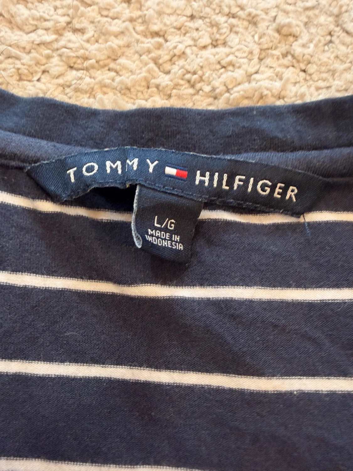 T-shirt Tommy Hilfiger Femme Col V - Rayures Marine & Blanc - Taille L/G