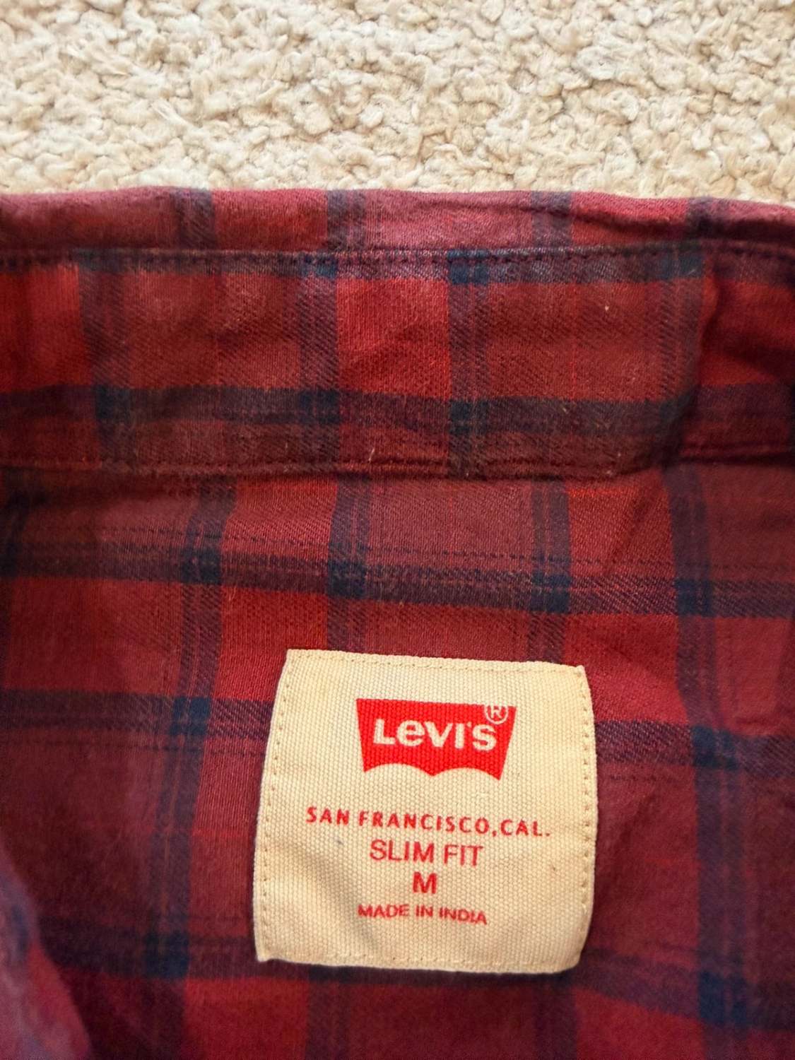 🍷 Chemise Levi's Homme Slim - Carreaux Bordeaux/Rouge/Marine - Taille M