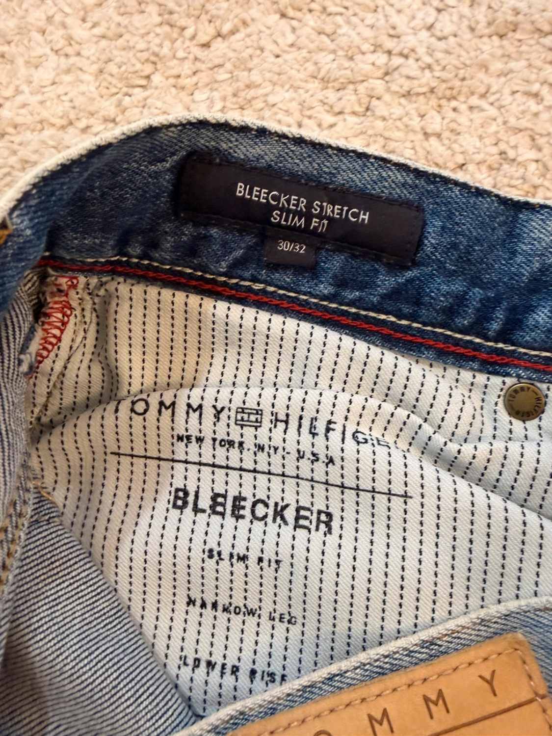 Jean Tommy Hilfiger Bleecker Slim Fit Stretch Bleu Coton Polyester Élasthanne W30 (FR 38) Raccourci – Homme – Très Bon état