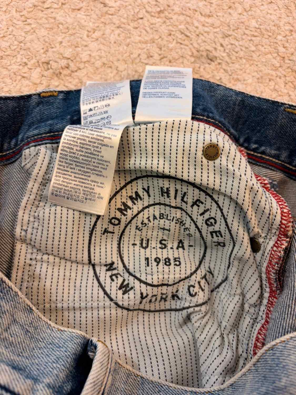 Jean Tommy Hilfiger Bleecker Slim Fit Stretch Bleu Coton Polyester Élasthanne W30 (FR 38) Raccourci – Homme – Très Bon état