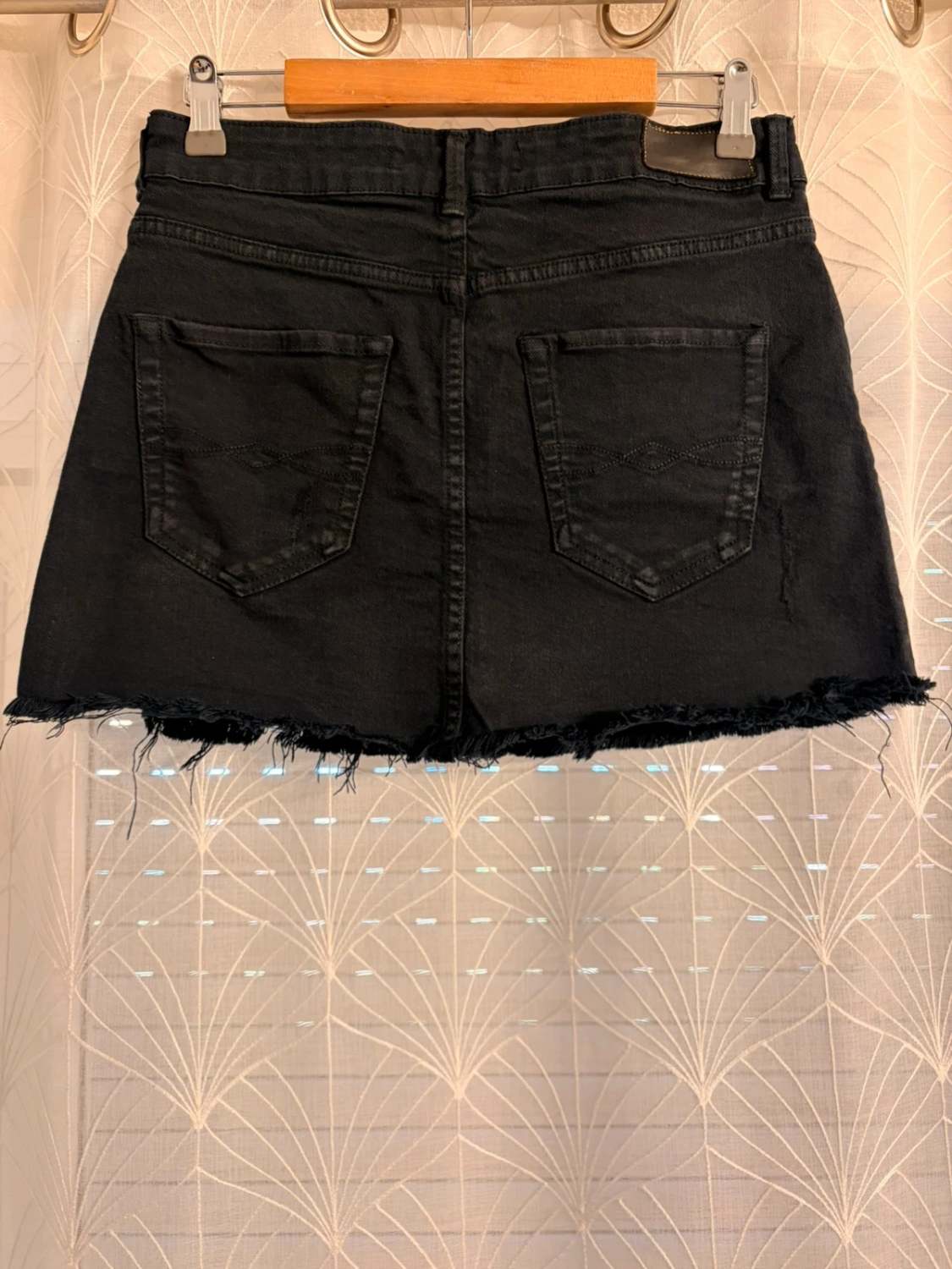 Jupe Zara Woman en Jean Noir - Taille 36