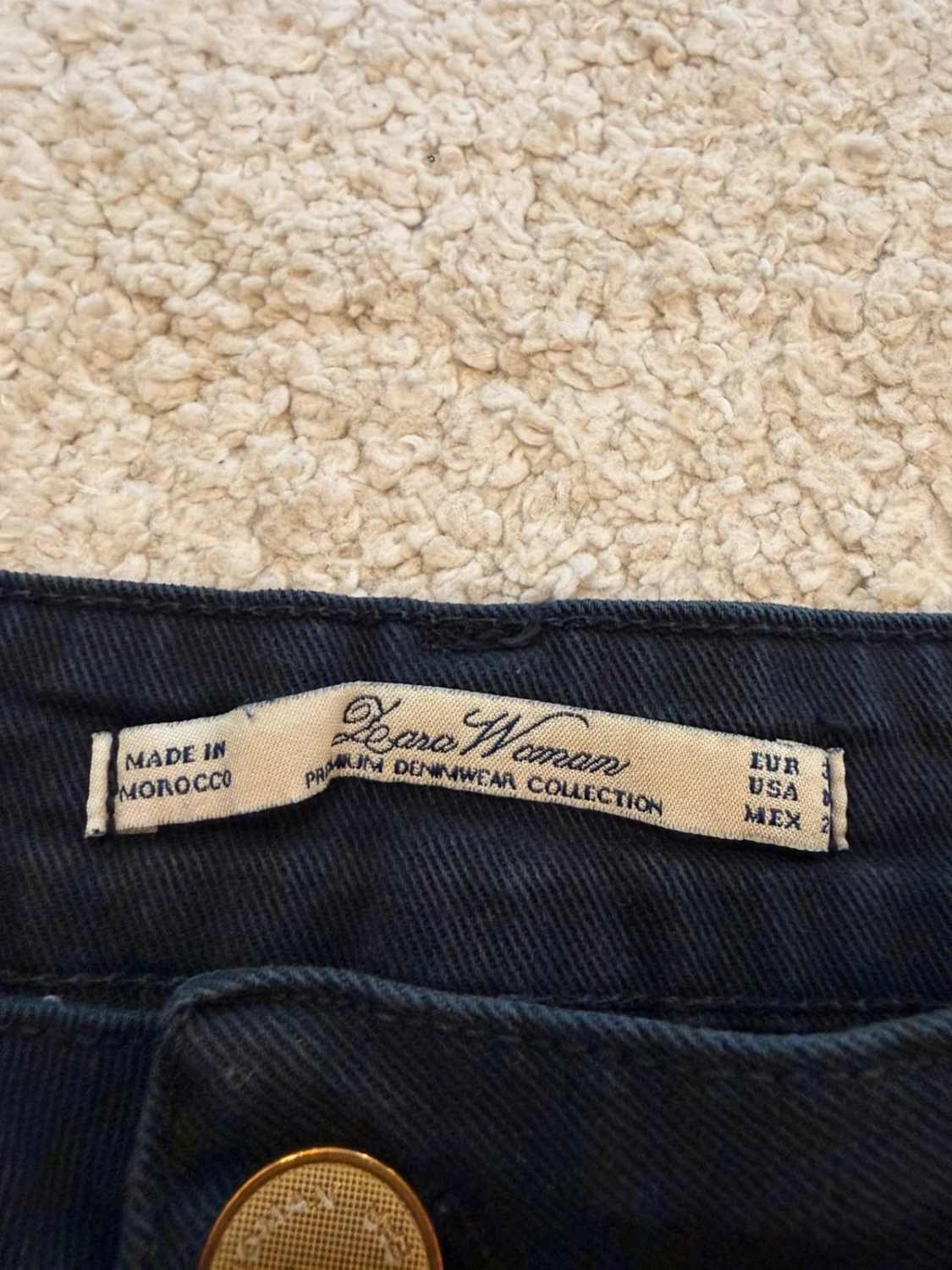Jupe Zara Woman en Jean Noir - Taille 36