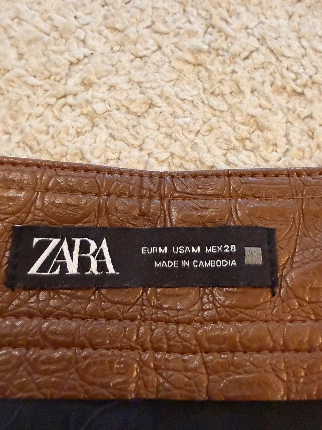 Jupe Zara Imitation Cuir Marron - Taille M