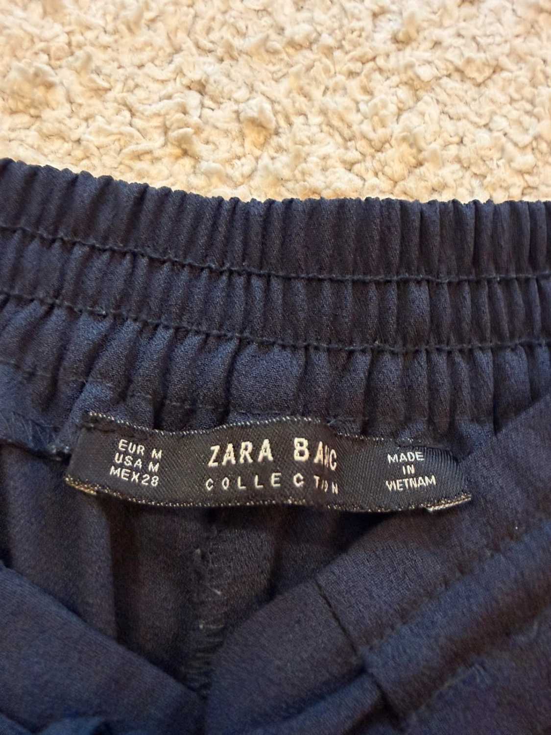 🌊👖 Pantalon Zara Basic Marine - Essentiel & Polyvalent