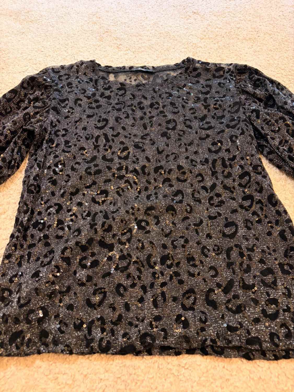 Blouse Zara Grise Transparente à Motif - Mystérieuse & Féminine