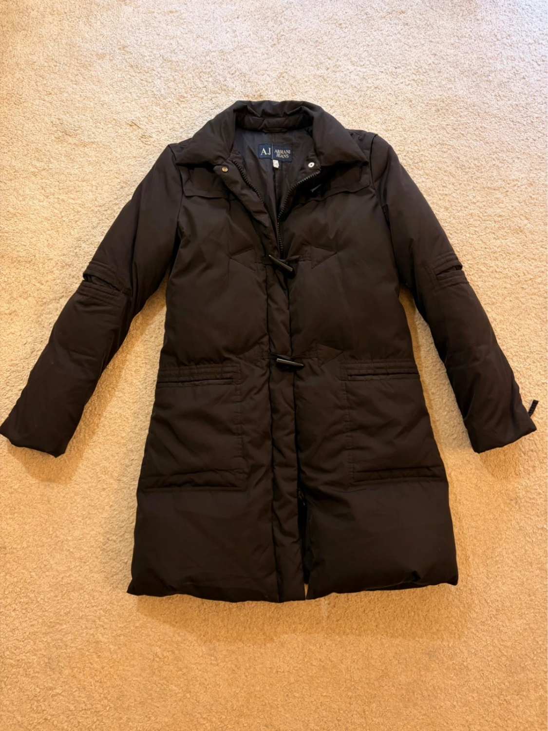 Doudoune Armani Jeans Noir Sans Capuche Garnissage Plume d'Oie Véritable Polyester Nylon IT38 (XS) – Femme