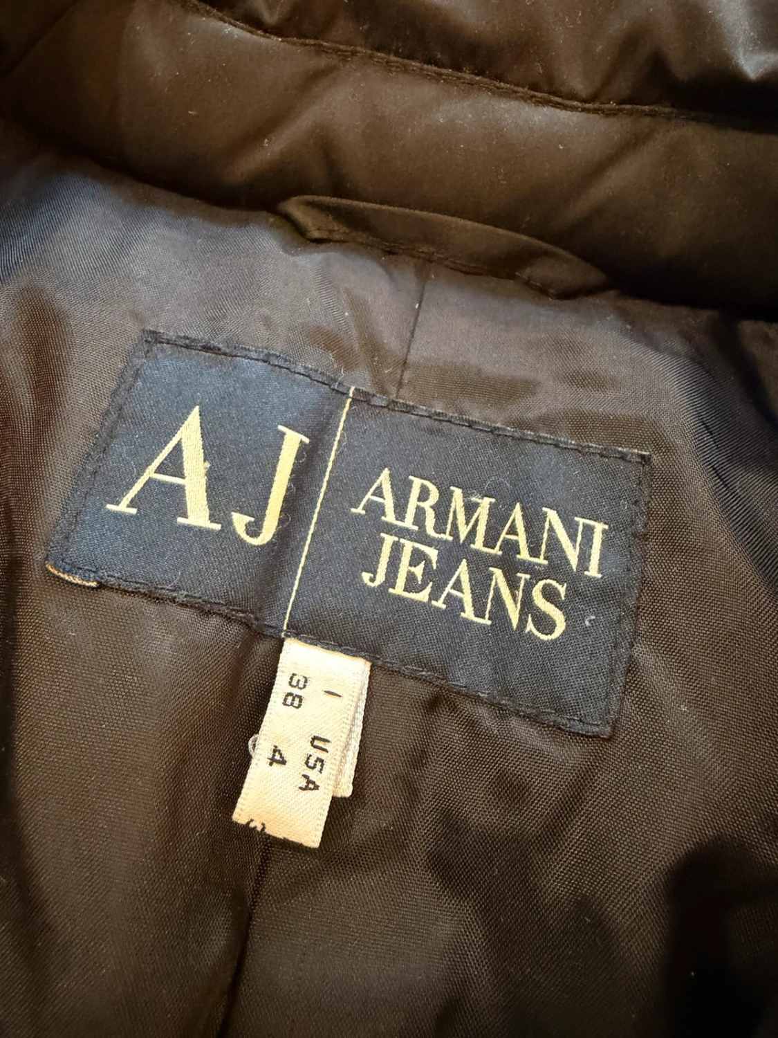 Doudoune Armani Jeans Noir Sans Capuche Garnissage Plume d'Oie Véritable Polyester Nylon IT38 (XS) – Femme