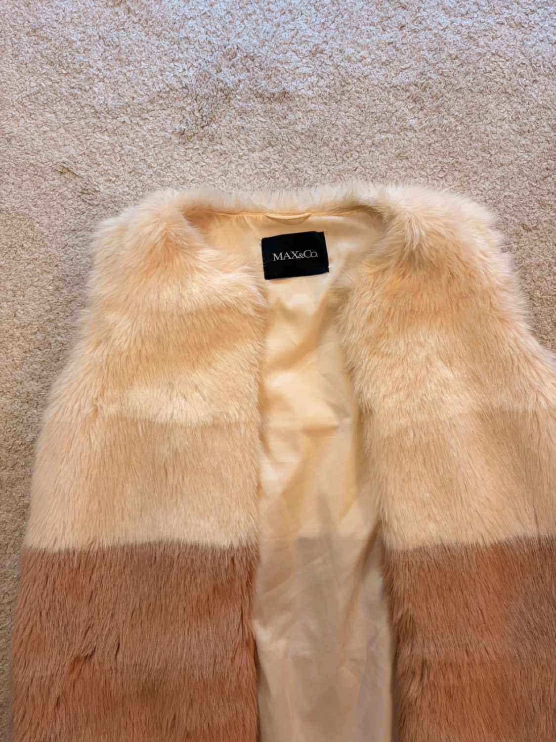 🧥🌸 Manteau Gilet Max&Co Faux Fur Crème/Rose - Douceur & Glamour