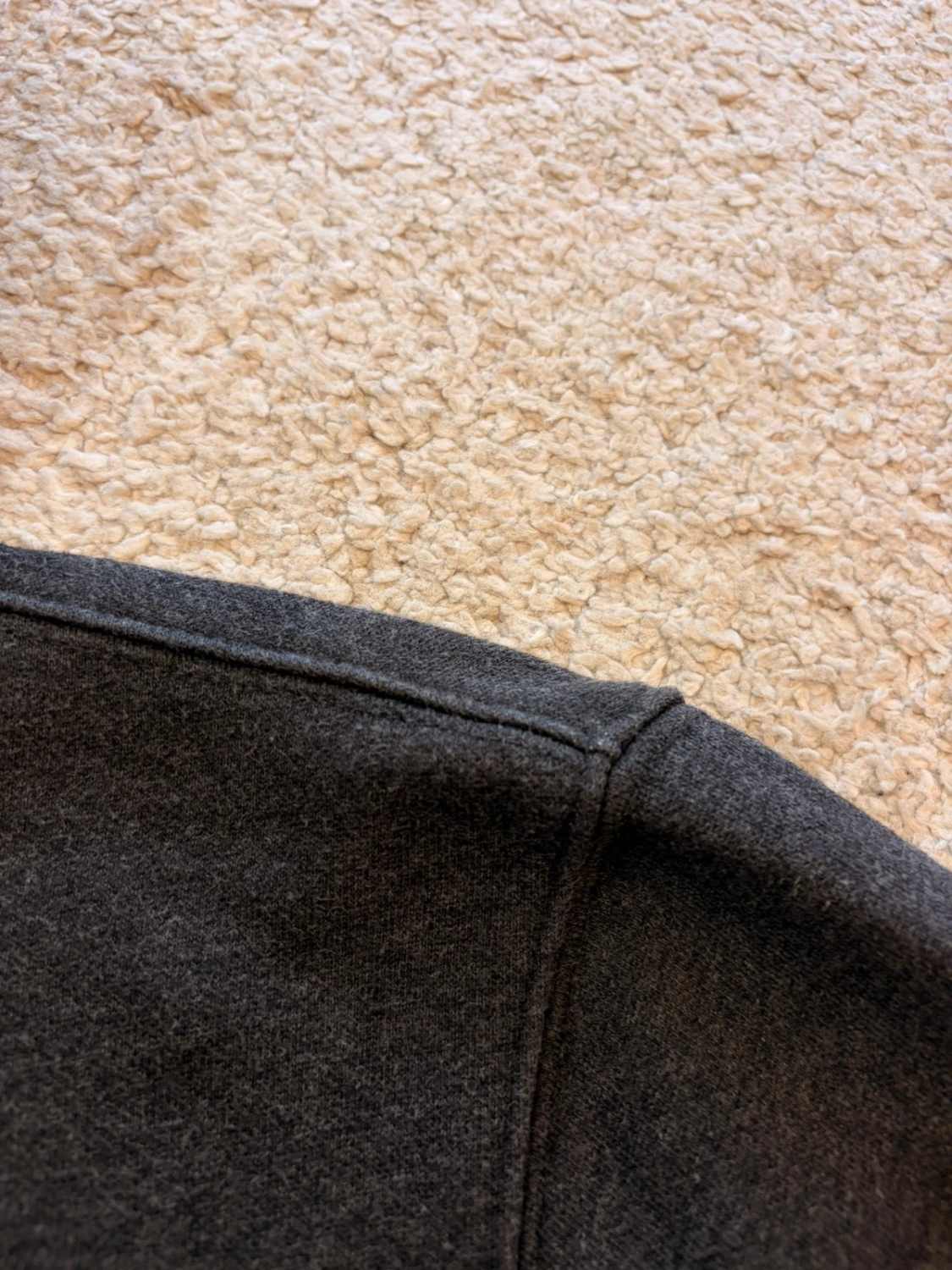 Pull Puma à Capuche Gris Foncé - Streetwear & Confortable