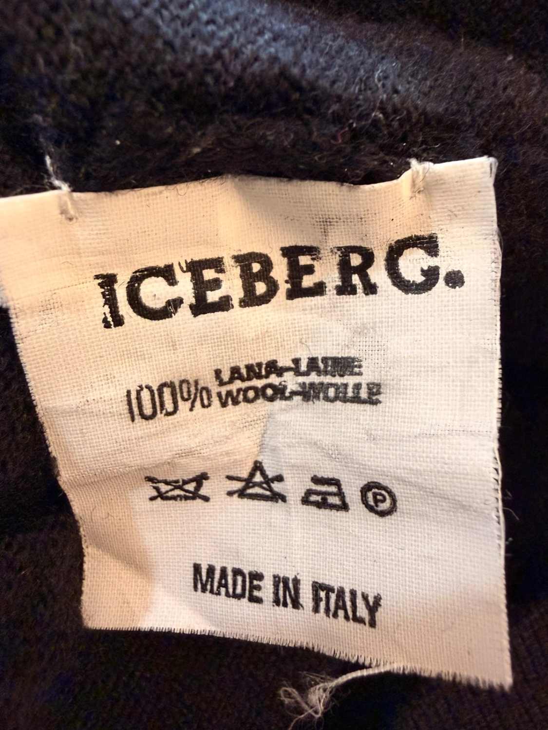 Pantalon court Iceberg à Jambe Large Noir Laine - IT42