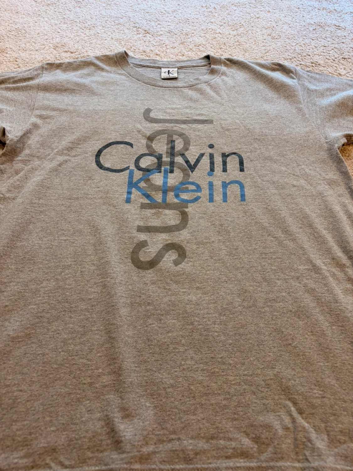 T-shirt Vintage Calvin Klein Jeans Logo Gris Chiné Made in USA 90s – Mixte – Taille M