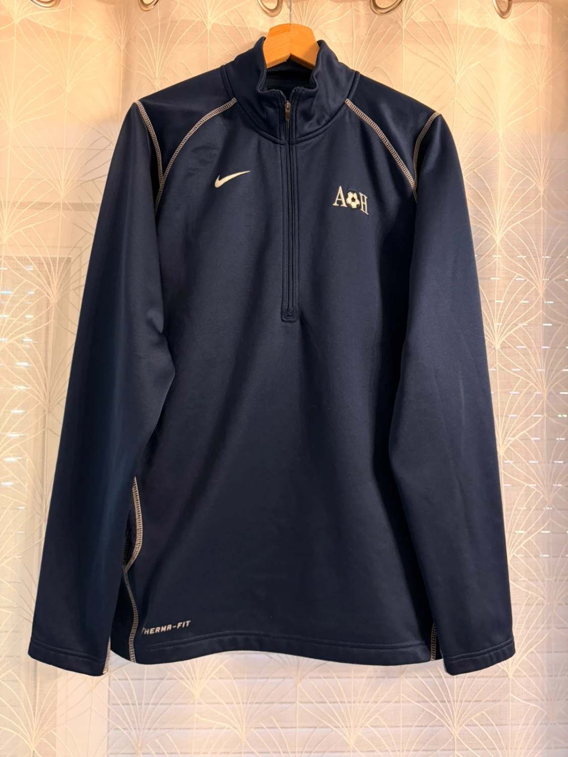 Pull Nike Therma-Fit Marine - Technologie & Chaleur Optimale
