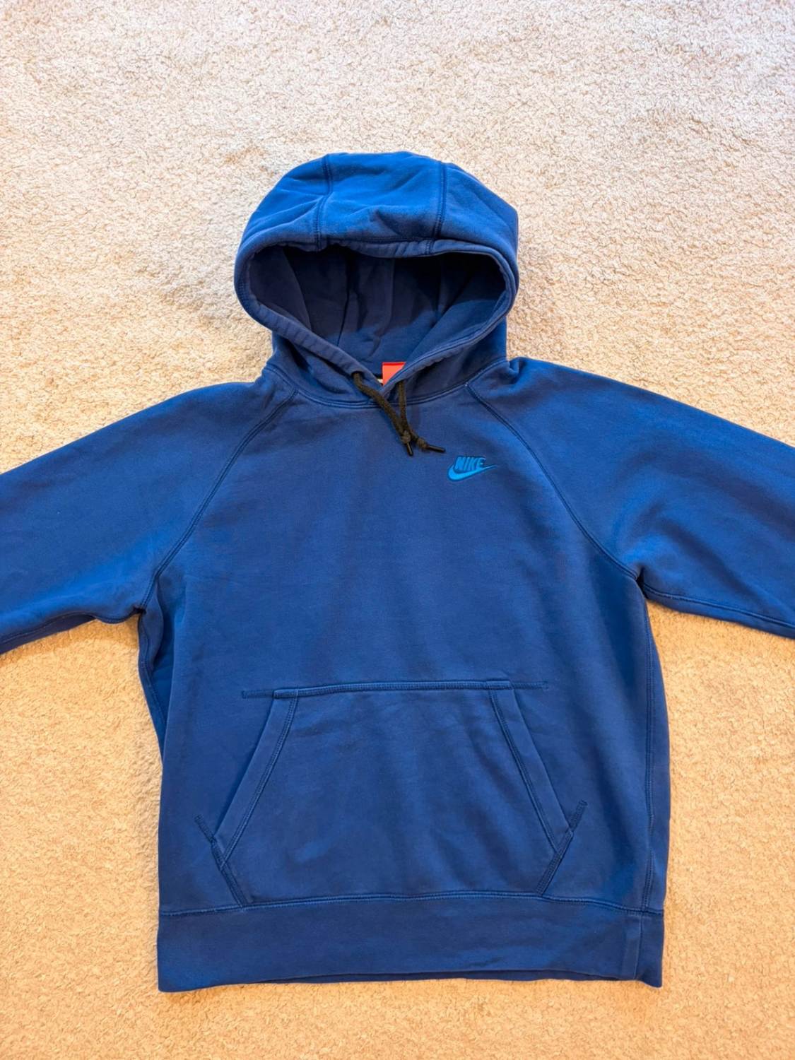 🟣🧥 Nike Purple Hoodie - Streetwear & Comfortable