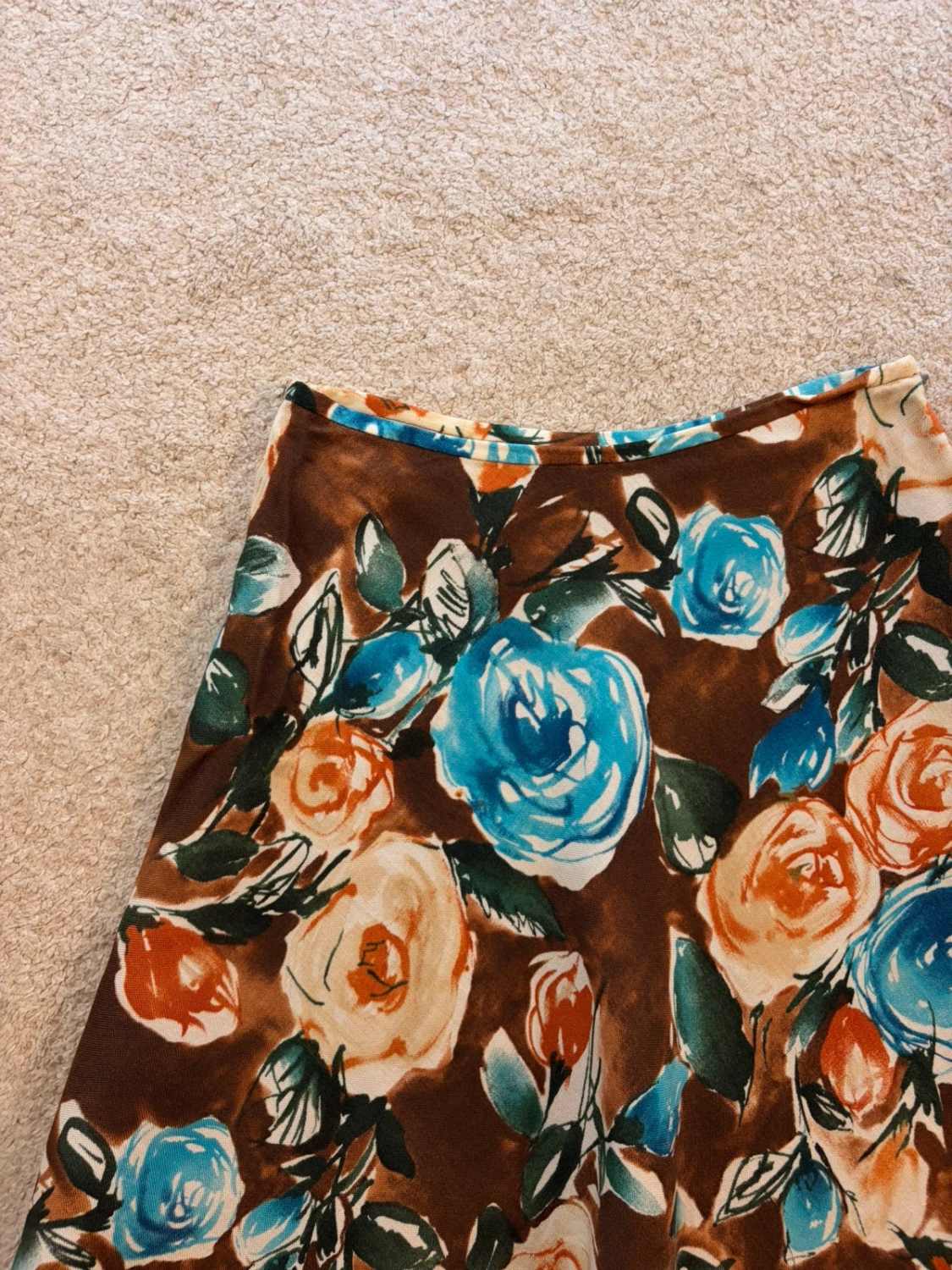 Jupe Zara Motif Fleur - Taille M