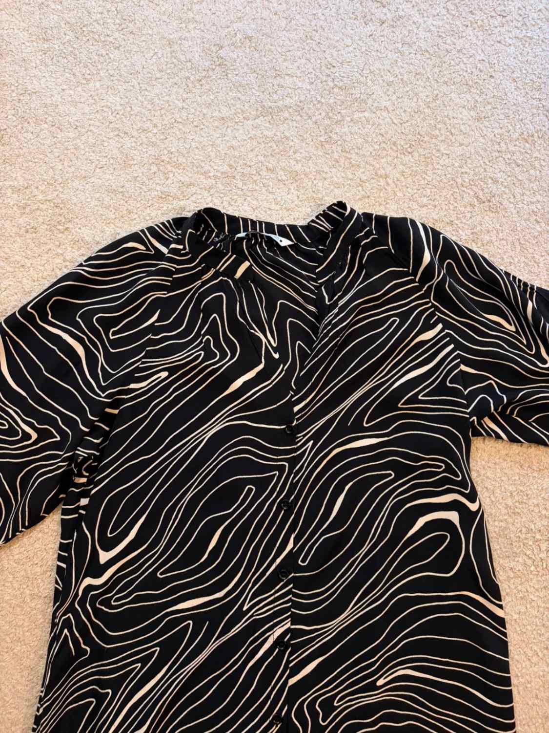 Robe Zara Noir à Motif Blanc - Taille L