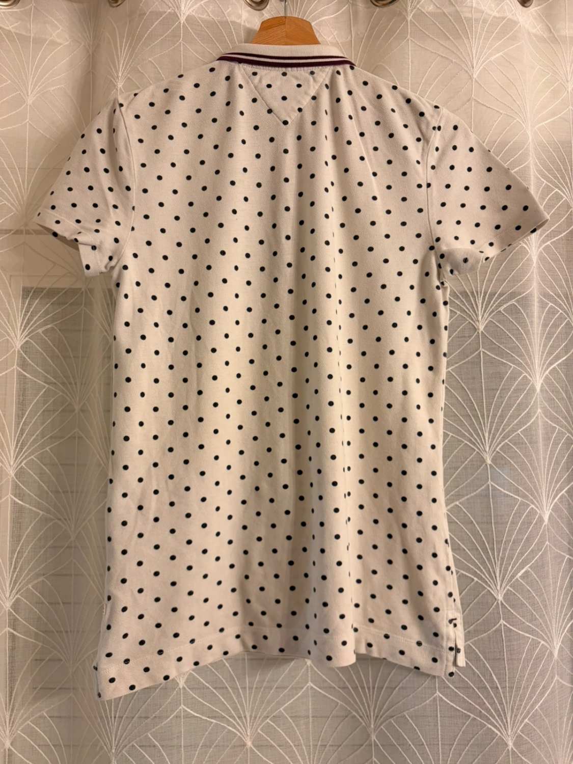 Polo Tommy Hilfiger Femme - Blanc à Motif Noir - Taille S