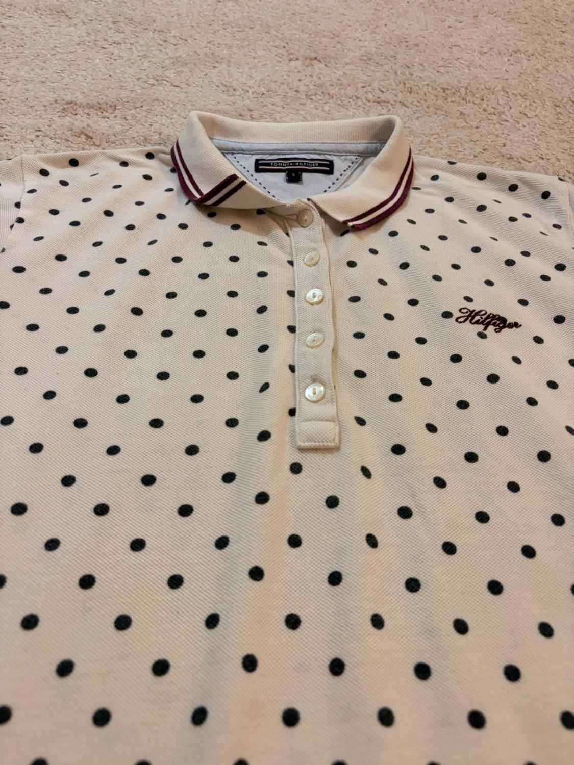 Polo Tommy Hilfiger Femme - Blanc à Motif Noir - Taille S