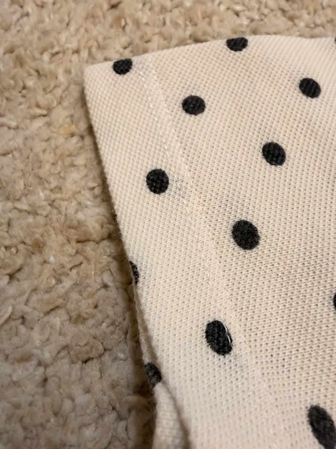 Polo Tommy Hilfiger Femme - Blanc à Motif Noir - Taille S